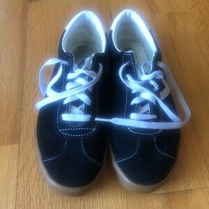 Vans sport low athletic shoe